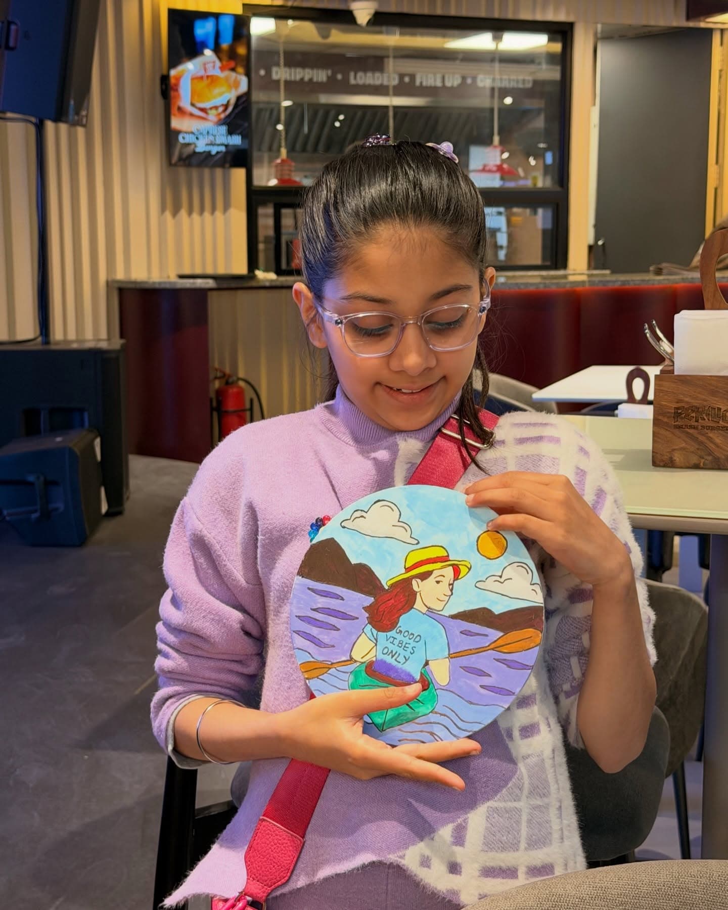 Family-friendly creating time at Art Cafe